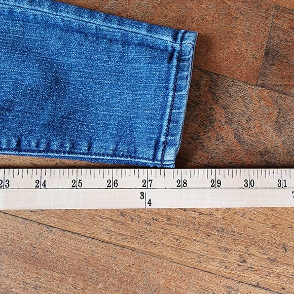 Old Navy Light Wash Denim Super Skinny Jeans Size 0 - Picture 9 of 15